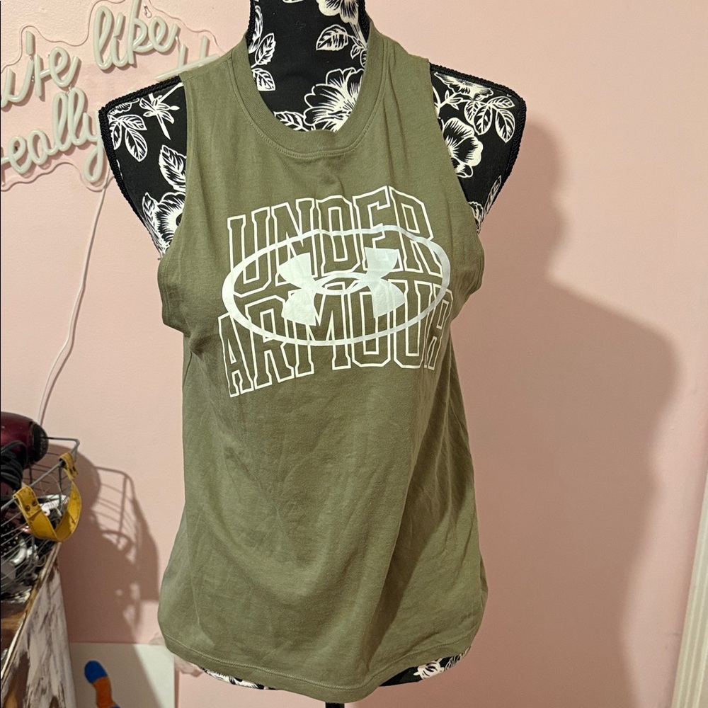 Under Armour Women's Green Muscle Tee LIKE NEW